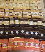 Load image into Gallery viewer, Clear cellophane sheets wrap cake slices 120 pieces (7.5&quot; x 7.5&quot;)
