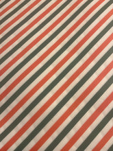 Load image into Gallery viewer, Grease Proof Christmas Themed Sheets (sets of 10)
